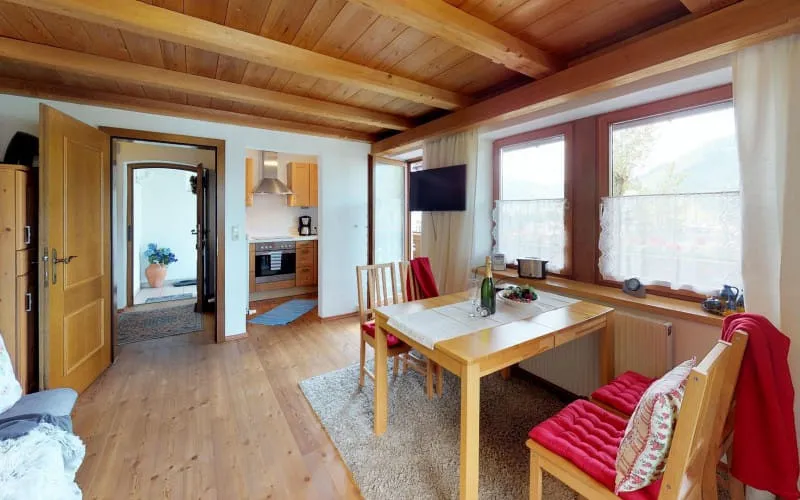 appartementweinbergbedroom.jpg
